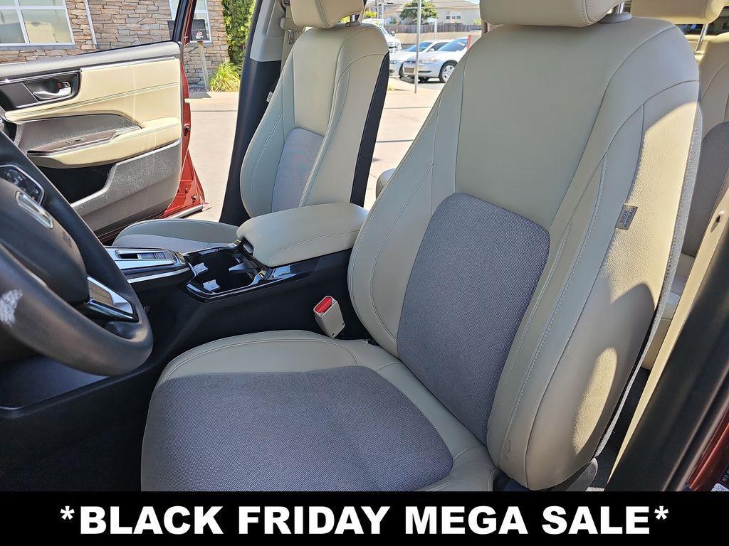 used 2018 Honda Clarity Plug-In Hybrid car, priced at $17,685