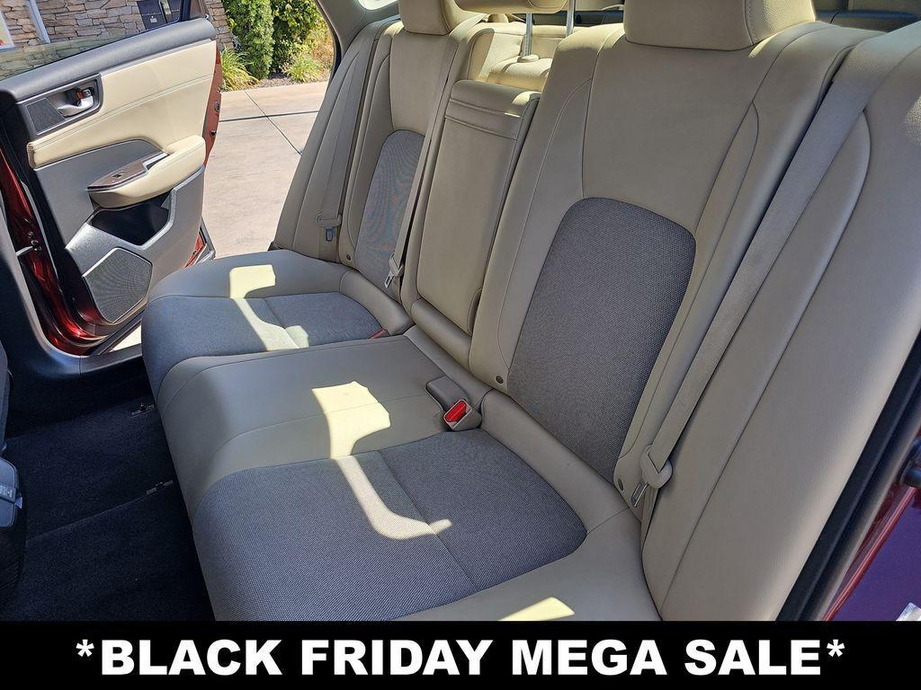 used 2018 Honda Clarity Plug-In Hybrid car, priced at $17,685