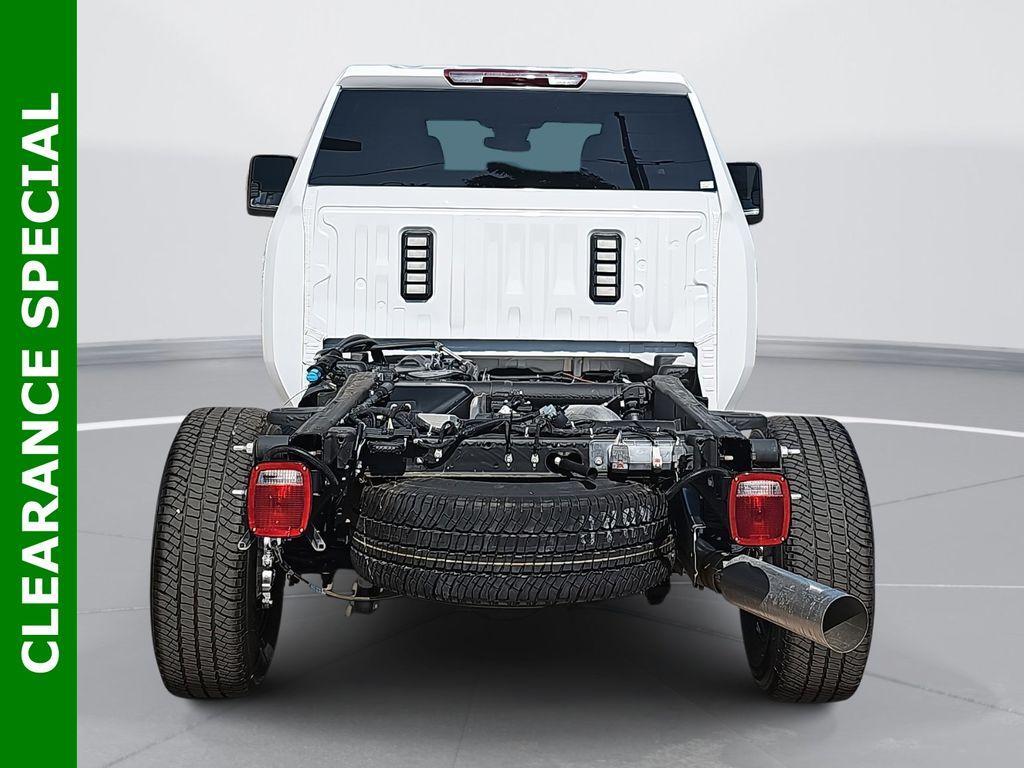 new 2024 Chevrolet Silverado 3500 car, priced at $57,208