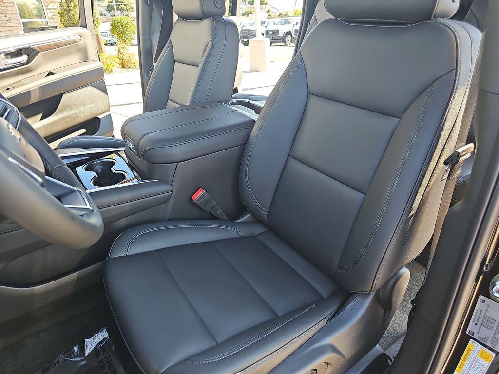 new 2026 Chevrolet Suburban car, priced at $76,488