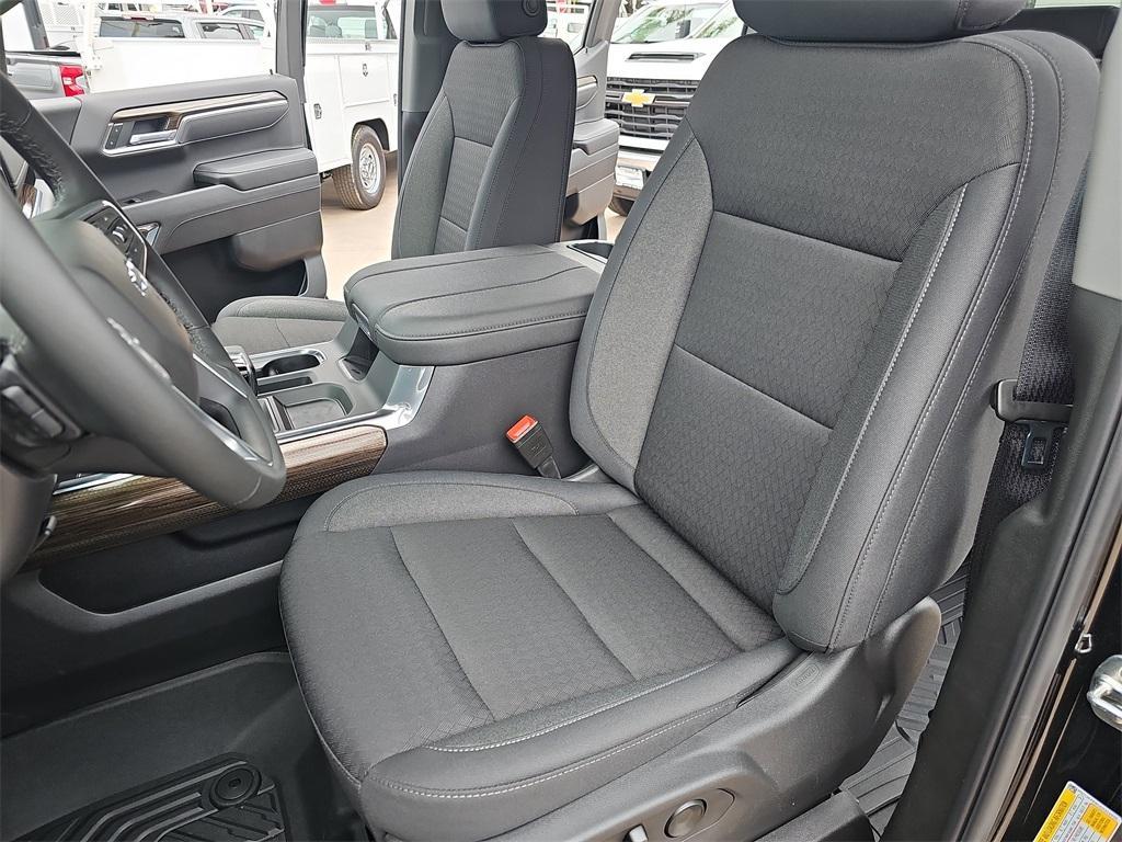 new 2025 Chevrolet Silverado 1500 car, priced at $63,985