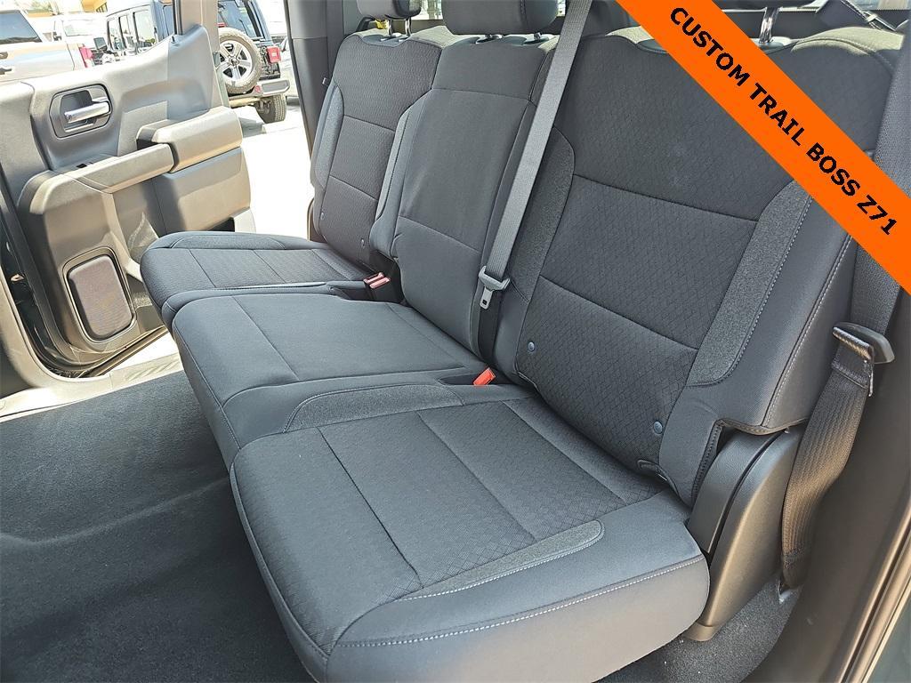 new 2025 Chevrolet Silverado 1500 car, priced at $48,978