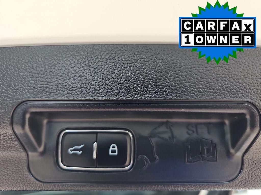 used 2023 Ford Explorer car, priced at $31,298