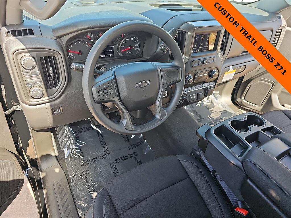 new 2025 Chevrolet Silverado 1500 car, priced at $48,613