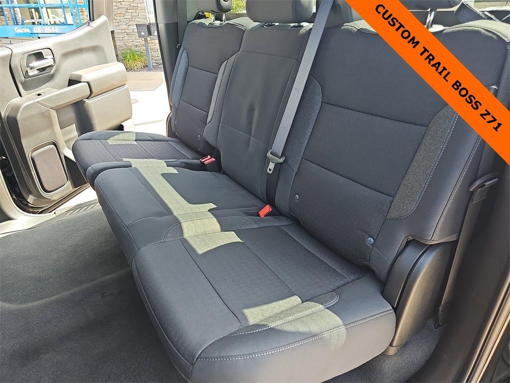 new 2025 Chevrolet Silverado 1500 car, priced at $48,613