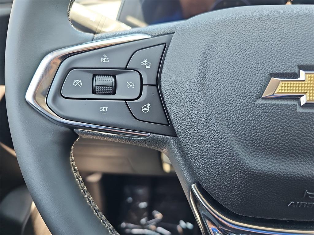 new 2025 Chevrolet Trax car, priced at $26,084