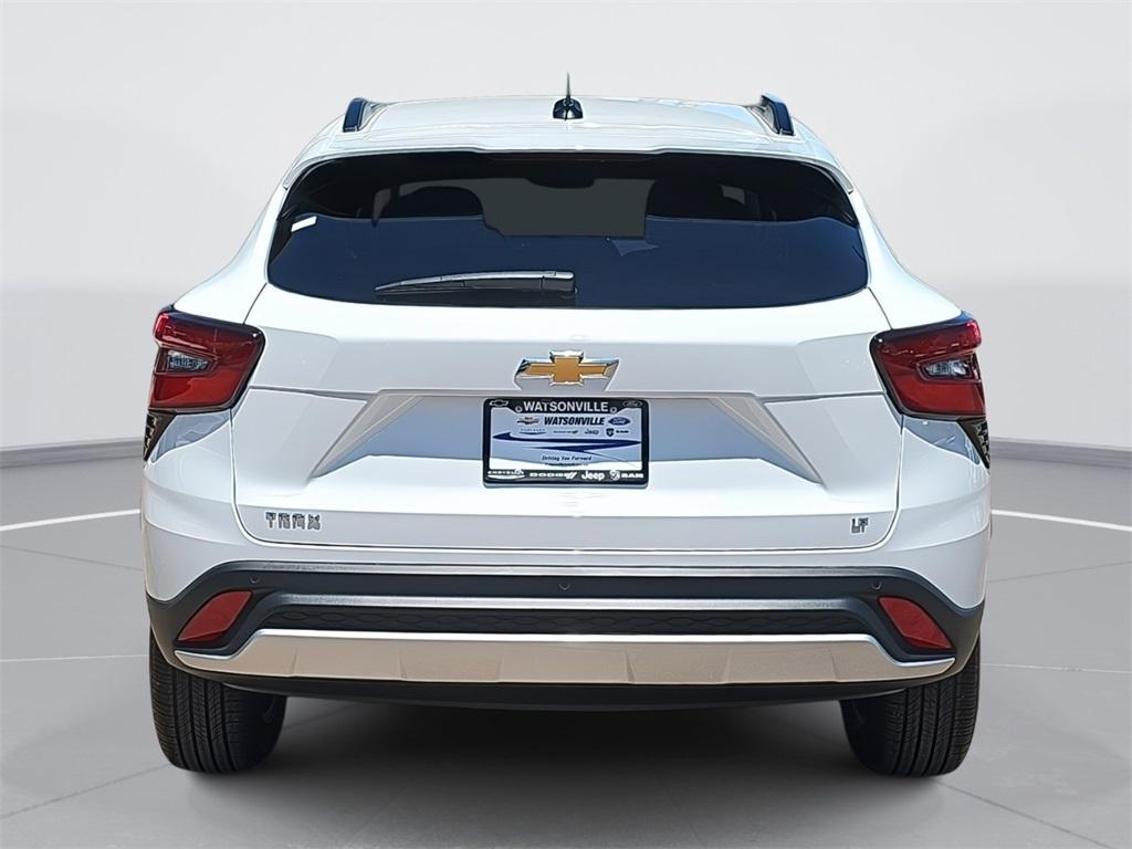 new 2025 Chevrolet Trax car, priced at $26,084