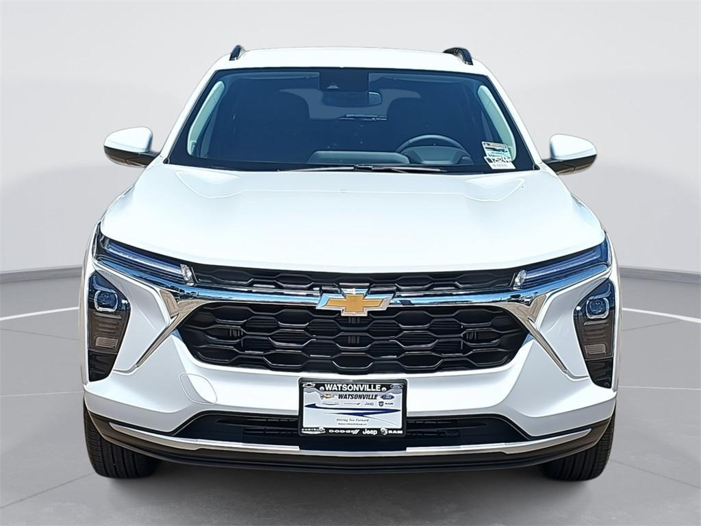 new 2025 Chevrolet Trax car, priced at $26,084