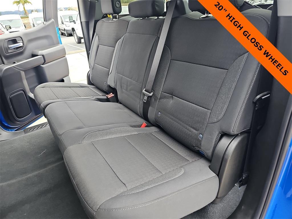 new 2025 Chevrolet Silverado 1500 car, priced at $43,556