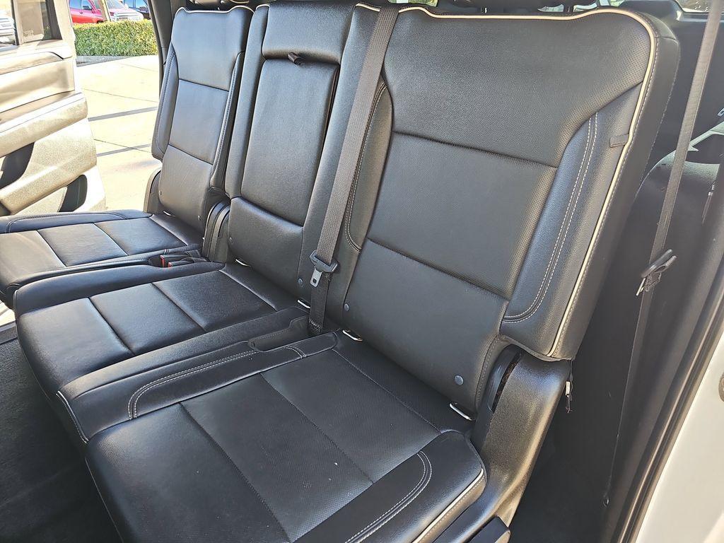 used 2021 GMC Yukon XL car, priced at $39,398