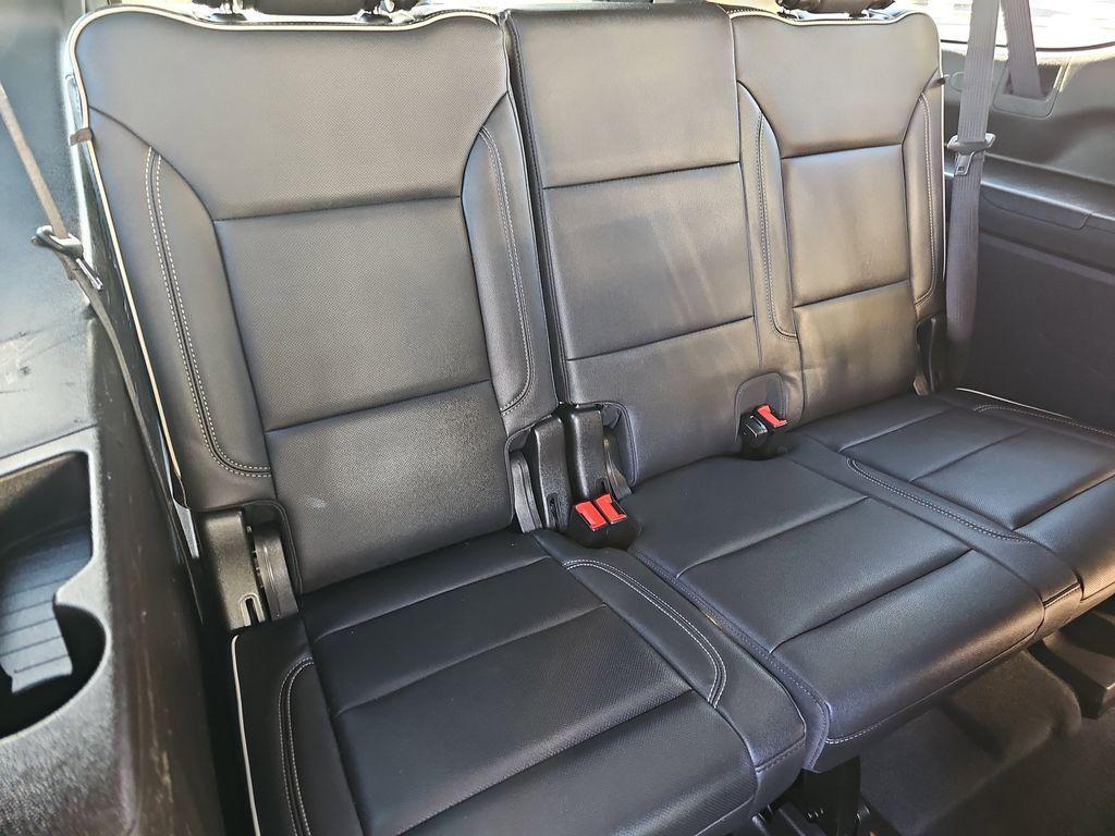 used 2021 GMC Yukon XL car, priced at $39,398