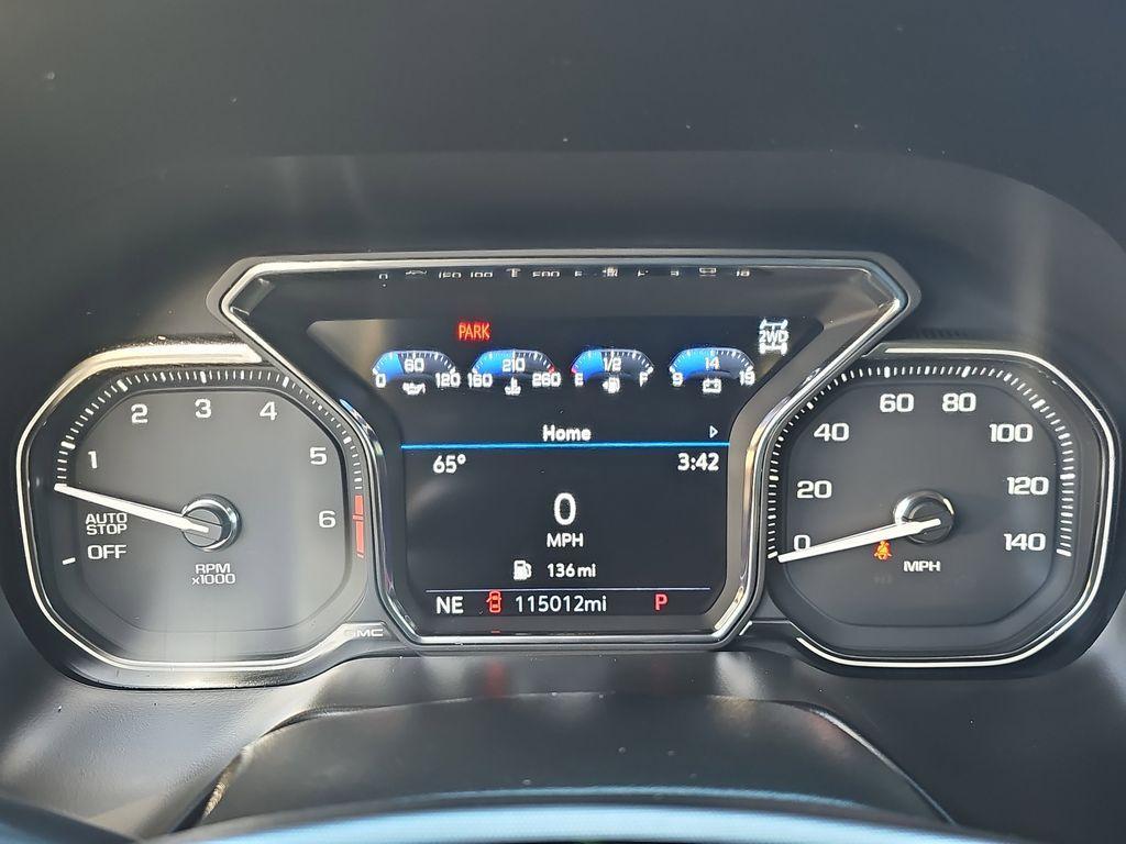 used 2021 GMC Yukon XL car, priced at $39,398