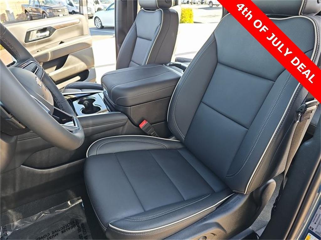 new 2025 Chevrolet Tahoe car, priced at $72,725