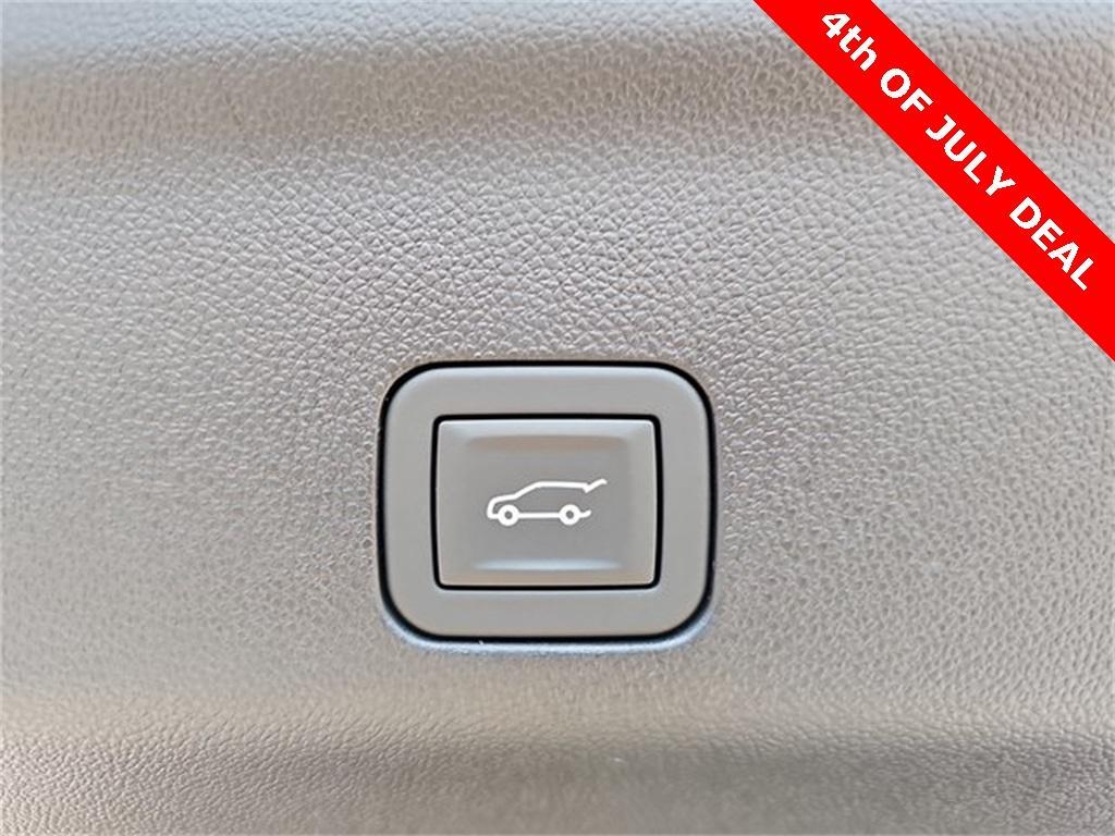 new 2025 Chevrolet Tahoe car, priced at $72,725