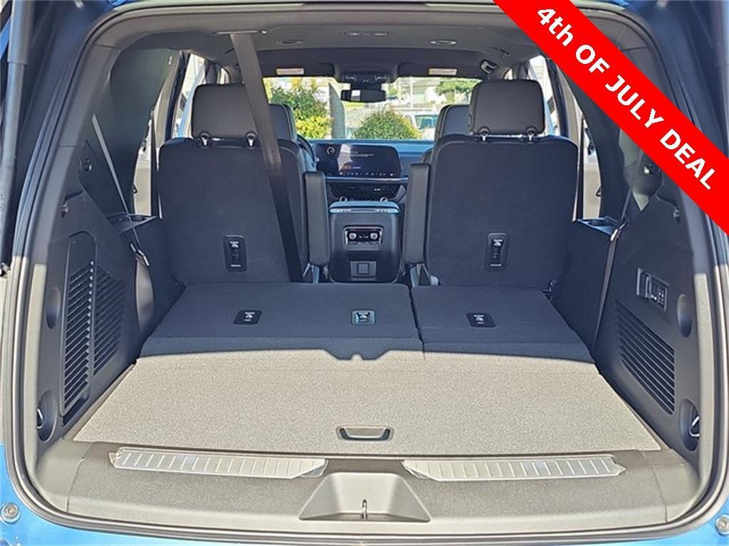 new 2025 Chevrolet Tahoe car, priced at $72,725