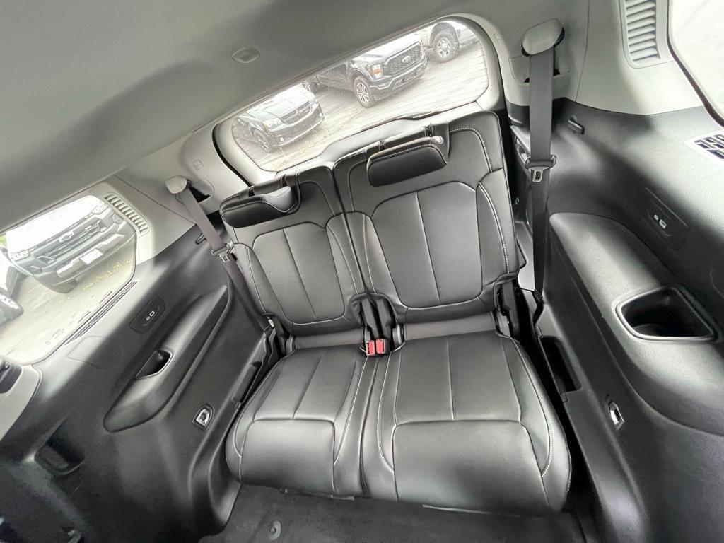 used 2022 Jeep Grand Cherokee L car, priced at $36,275