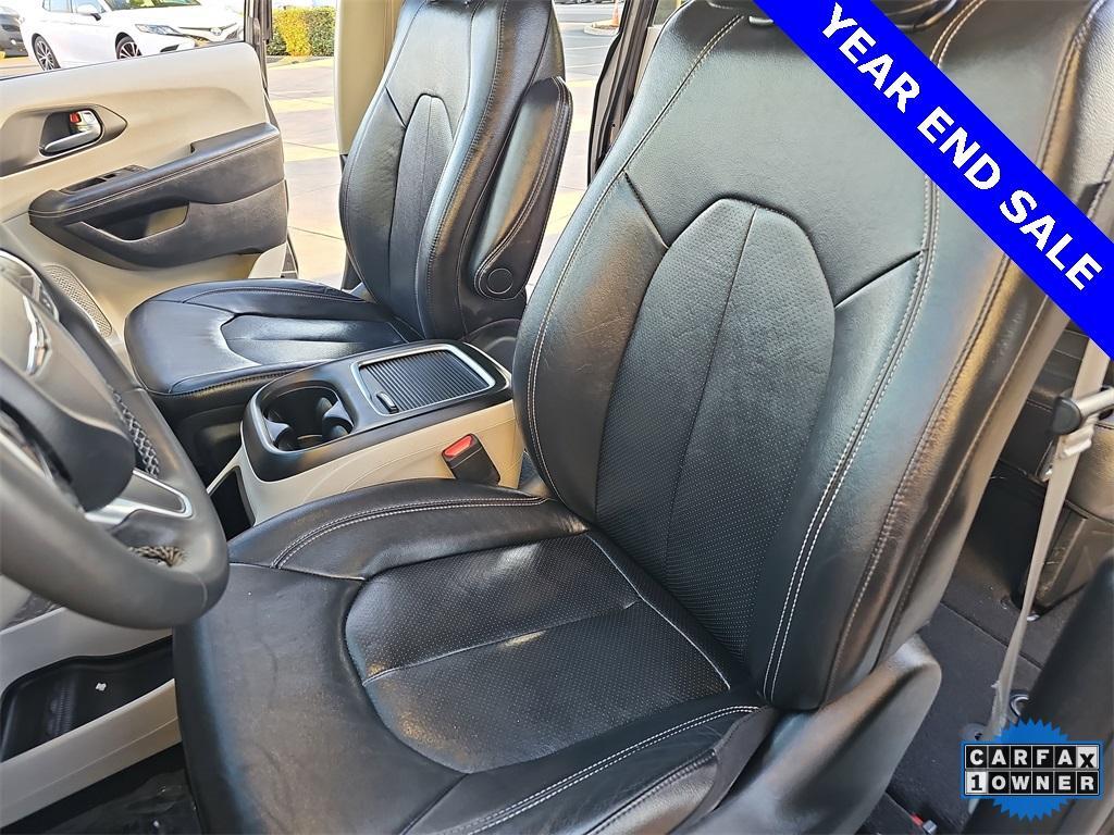 used 2022 Chrysler Pacifica car, priced at $20,145