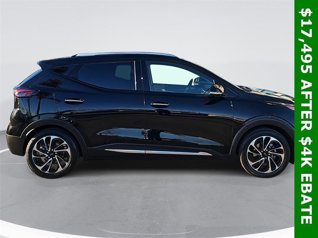 used 2022 Chevrolet Bolt EUV car, priced at $17,495