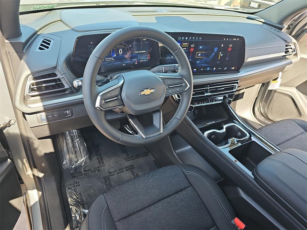 new 2025 Chevrolet Traverse car, priced at $45,445
