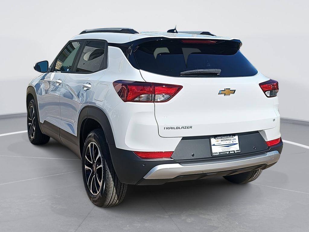 new 2026 Chevrolet TrailBlazer car, priced at $25,988