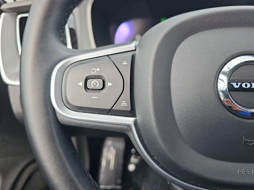 used 2022 Volvo XC60 car, priced at $29,999