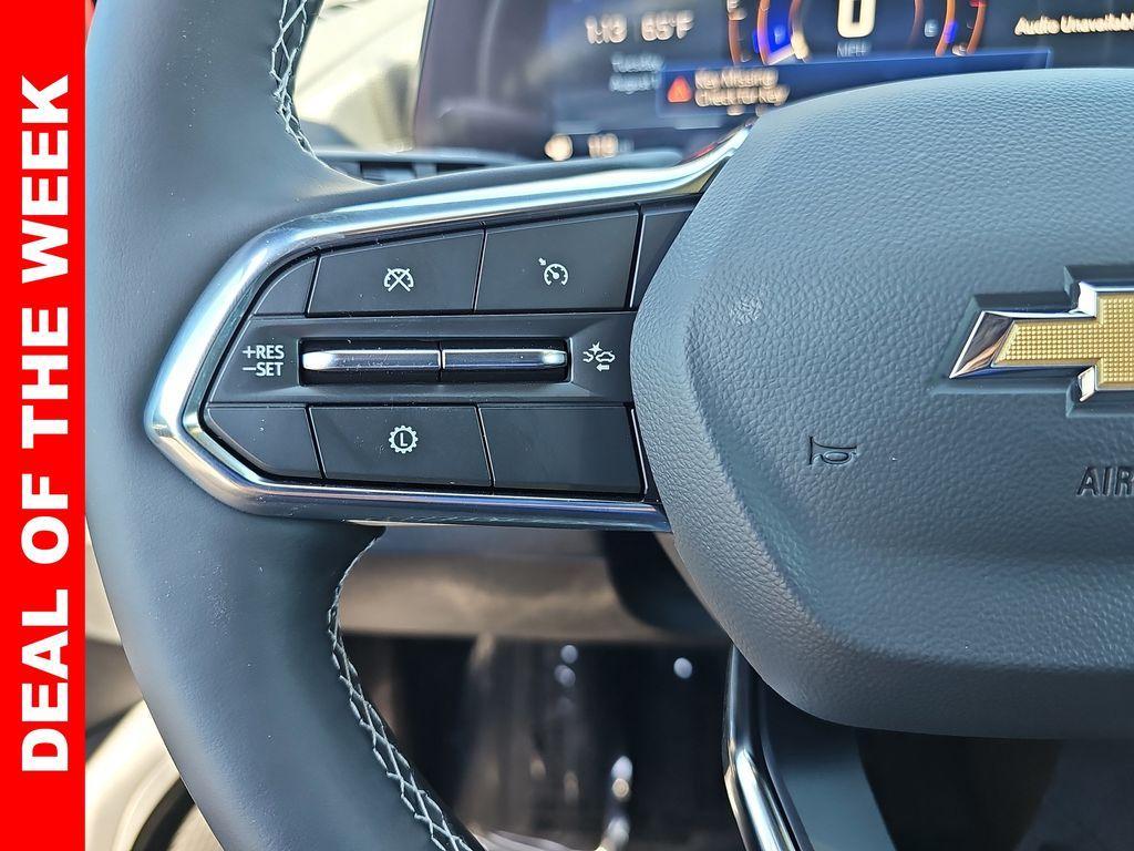 new 2025 Chevrolet Traverse car, priced at $44,288