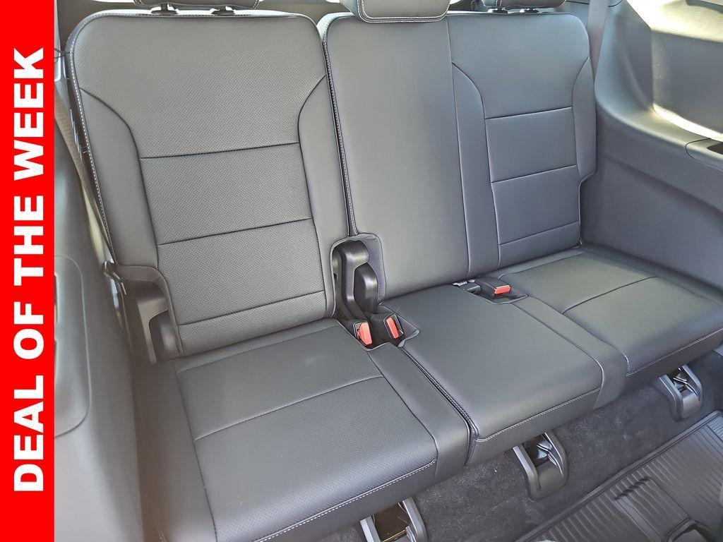 new 2025 Chevrolet Traverse car, priced at $44,288