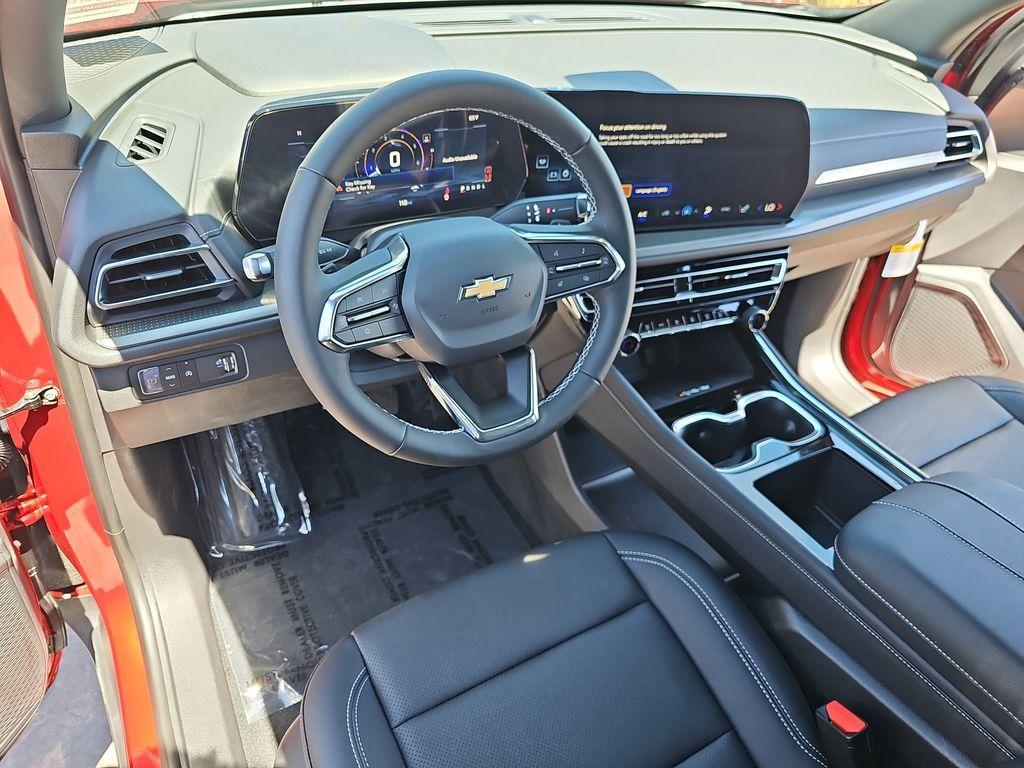 new 2025 Chevrolet Traverse car, priced at $44,988