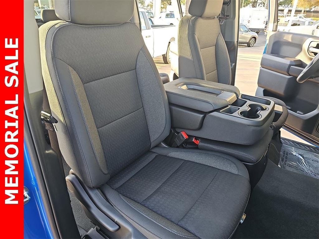 new 2025 Chevrolet Silverado 1500 car, priced at $37,960
