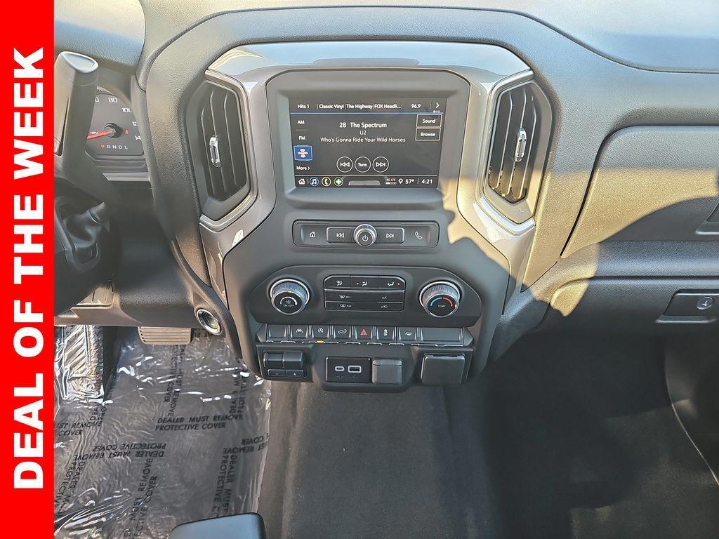 new 2025 Chevrolet Silverado 1500 car, priced at $37,238
