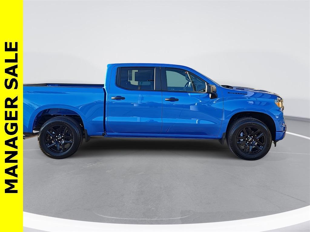 new 2025 Chevrolet Silverado 1500 car, priced at $40,138