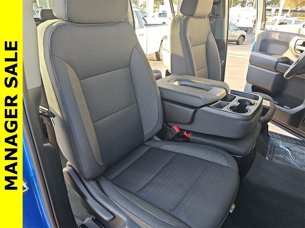 new 2025 Chevrolet Silverado 1500 car, priced at $40,138
