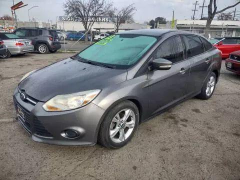 used 2013 Ford Focus car, priced at $3,900