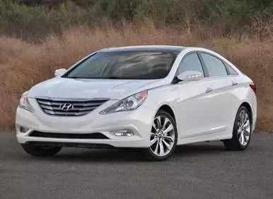 used 2013 Hyundai Sonata Hybrid car, priced at $4,900