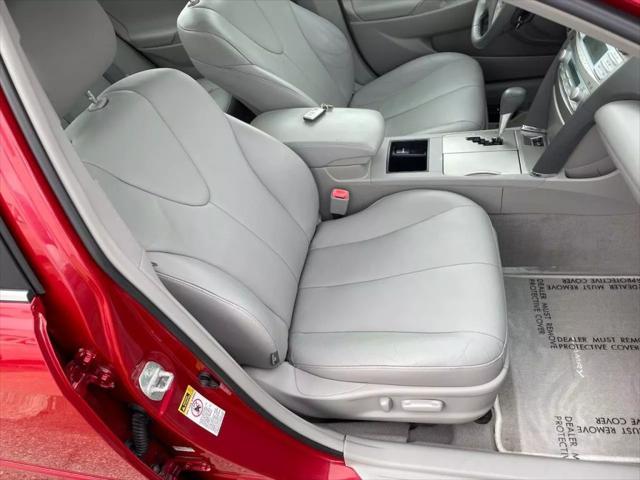 used 2007 Toyota Camry Hybrid car, priced at $7,880