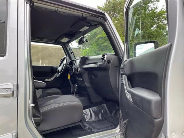 used 2015 Jeep Wrangler Unlimited car, priced at $13,880