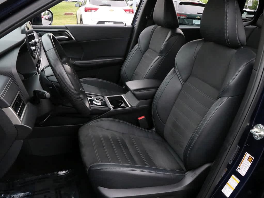 used 2023 Mitsubishi Outlander car, priced at $23,987