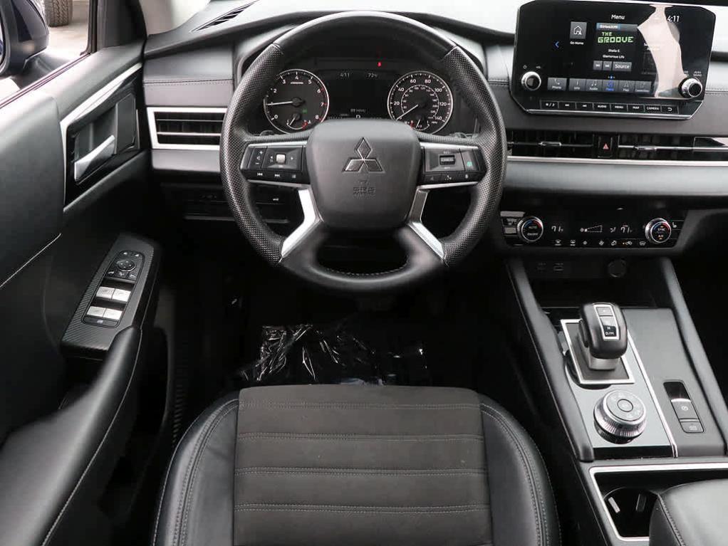 used 2023 Mitsubishi Outlander car, priced at $23,987