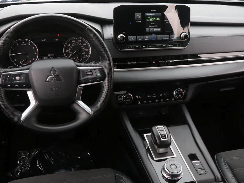 used 2023 Mitsubishi Outlander car, priced at $23,987