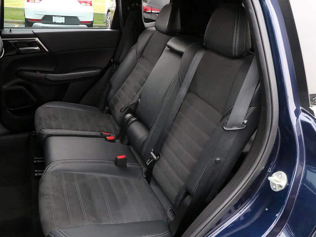 used 2023 Mitsubishi Outlander car, priced at $23,987