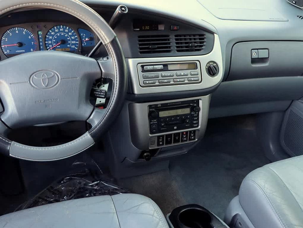 used 2002 Toyota Sienna car, priced at $4,480