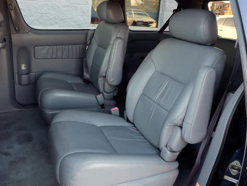 used 2002 Toyota Sienna car, priced at $4,480