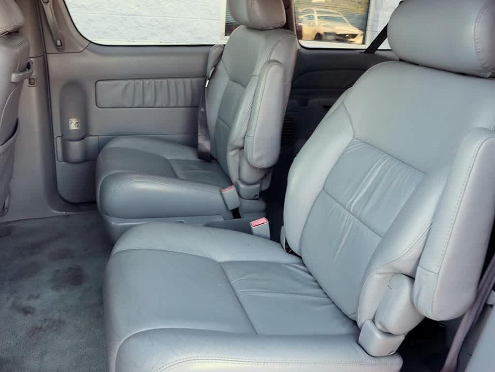 used 2002 Toyota Sienna car, priced at $4,480