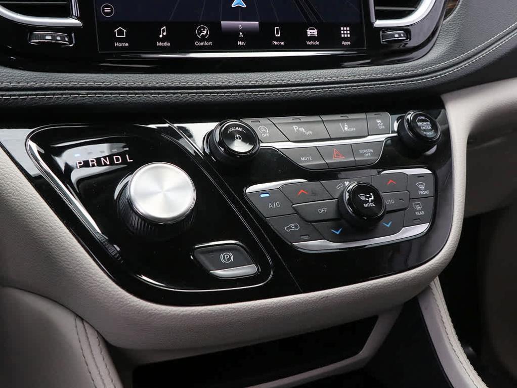used 2023 Chrysler Pacifica car, priced at $26,377