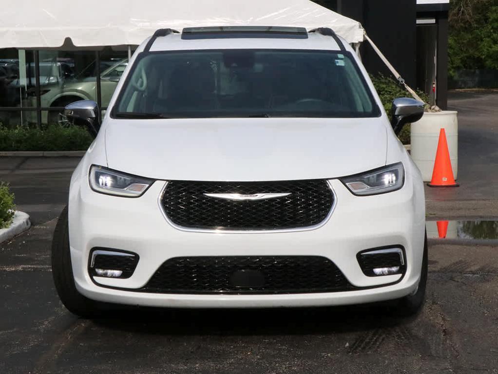 used 2023 Chrysler Pacifica car, priced at $26,377