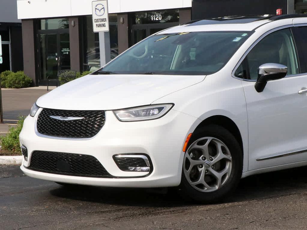 used 2023 Chrysler Pacifica car, priced at $26,377