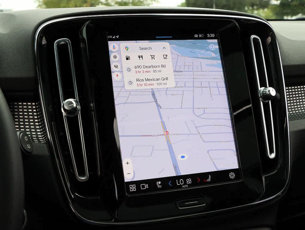 used 2023 Volvo XC40 car, priced at $24,606