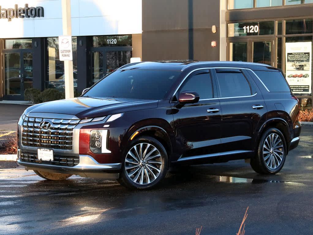 used 2023 Hyundai Palisade car, priced at $40,378