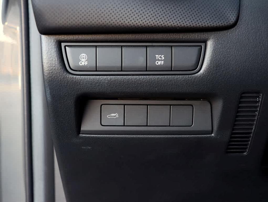 used 2024 Mazda CX-50 car, priced at $26,987