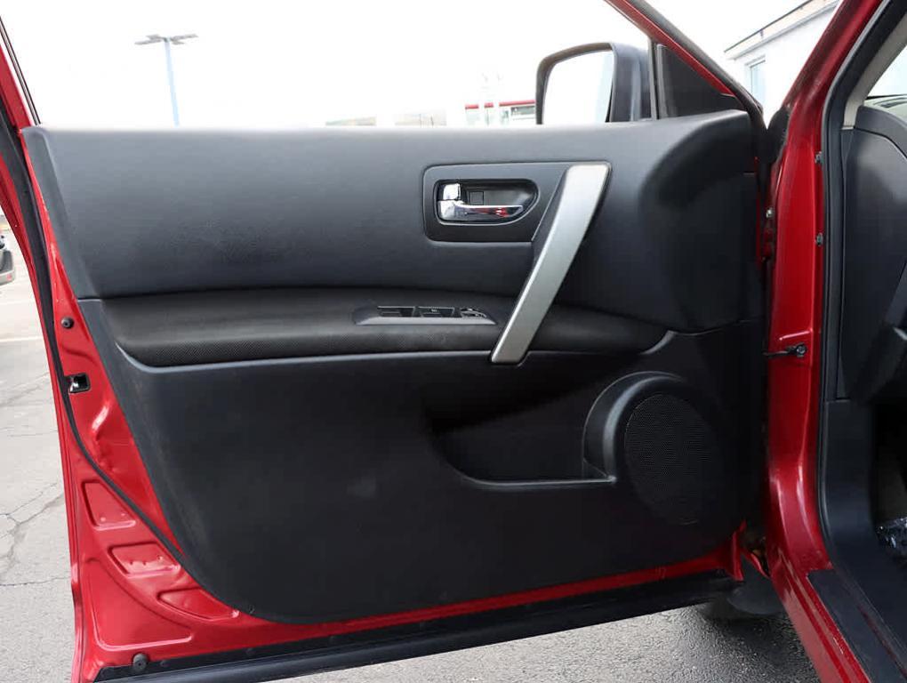 used 2013 Nissan Rogue car, priced at $5,985